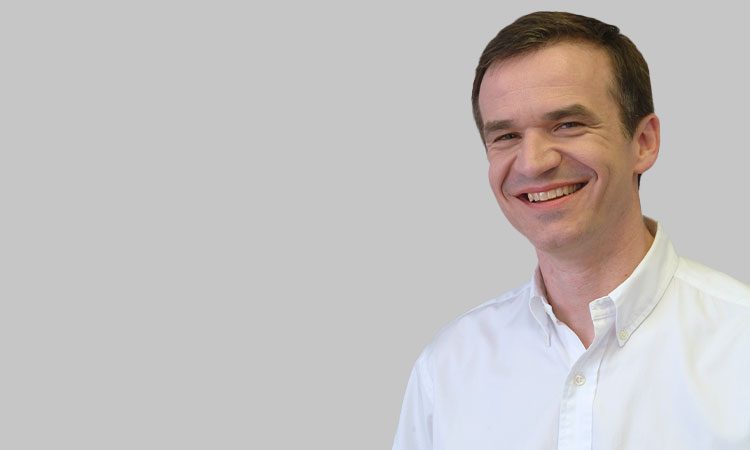 Dr. Gerhard Kochhan